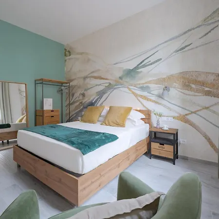 Via Pollaiolo, 55 - Charming - Comfort E Stile A 350mt Dal Tram! First Floor With Elevator And Car Places On Street Апартаменты