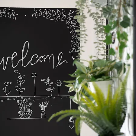 Via Pollaiolo, 55 - Charming - Comfort E Stile A 350mt Dal Tram! First Floor With Elevator And Car Places On Street *