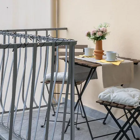 Via Pollaiolo, 55 - Charming - Comfort E Stile A 350mt Dal Tram! First Floor With Elevator And Car Places On Street * Florença