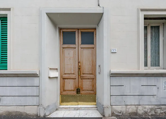 شقة Via Pollaiolo, 55 - Charming - Comfort E Stile A 350mt Dal Tram! First Floor With Elevator And Car Places On Street فلورنس